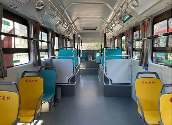 Novo ônibus de energia leve composto de fibra de carbono revelado em Jiaxing,...